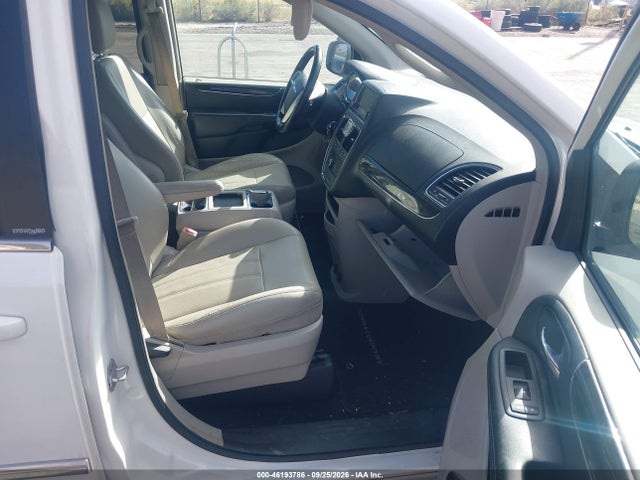 46193786 :رقم المزاد ، 2C4RC1BG3DR604992 vin ، 2013 Chrysler Town & Country Touring مزاد بيع