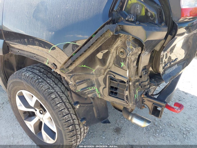 Продажа на аукционе авто 2016 Jeep Cherokee Trailhawk, vin: 1C4PJMBS6GW104808, номер лота: 46193828