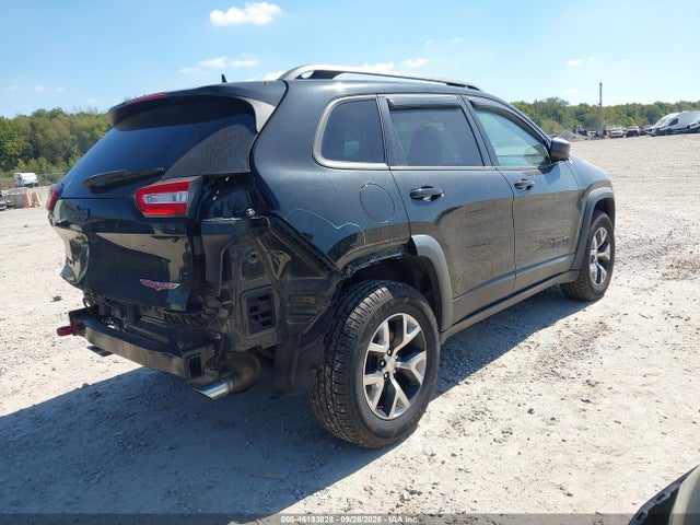 Продажа на аукционе авто 2016 Jeep Cherokee Trailhawk, vin: 1C4PJMBS6GW104808, номер лота: 46193828