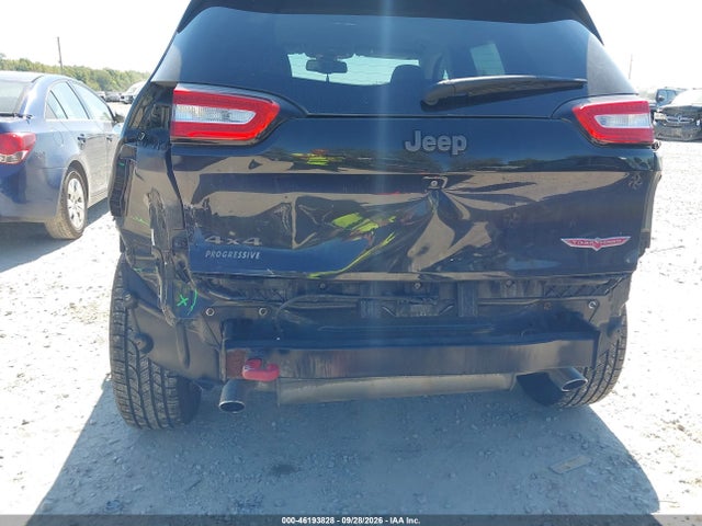 Продажа на аукционе авто 2016 Jeep Cherokee Trailhawk, vin: 1C4PJMBS6GW104808, номер лота: 46193828