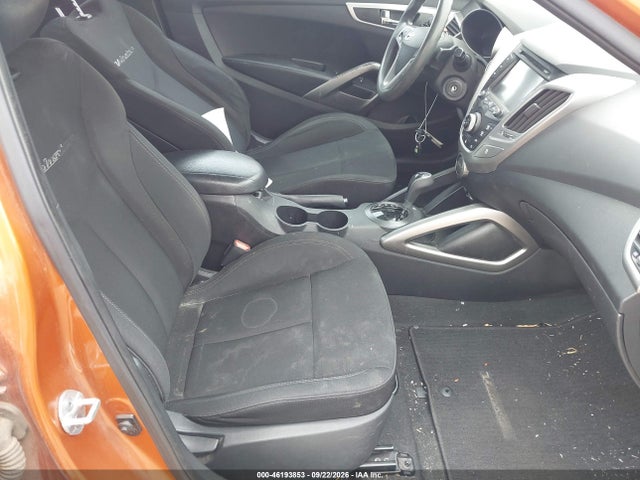 2013 Hyundai Veloster Base W/black მანქანა იყიდება აუქციონზე, vin: KMHTC6AD6DU151122, აუქციონის ნომერი: 46193853