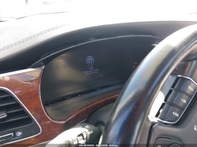 2015 Hyundai Equus Ultimate მანქანა იყიდება აუქციონზე, vin: KMHGH4JH7FU093261, აუქციონის ნომერი: 46193855