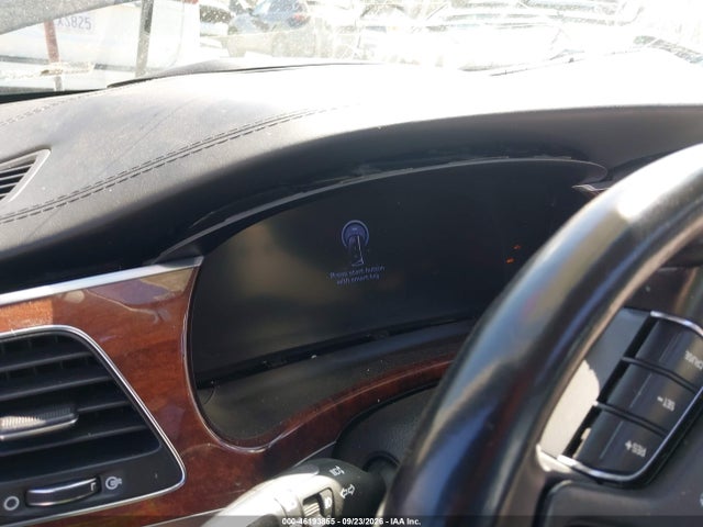 2015 Hyundai Equus Ultimate მანქანა იყიდება აუქციონზე, vin: KMHGH4JH7FU093261, აუქციონის ნომერი: 46193855