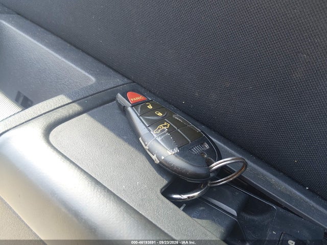 Продажа на аукционе авто 2014 Dodge Challenger Sxt, vin: 2C3CDYAG8EH195588, номер лота: 46193891