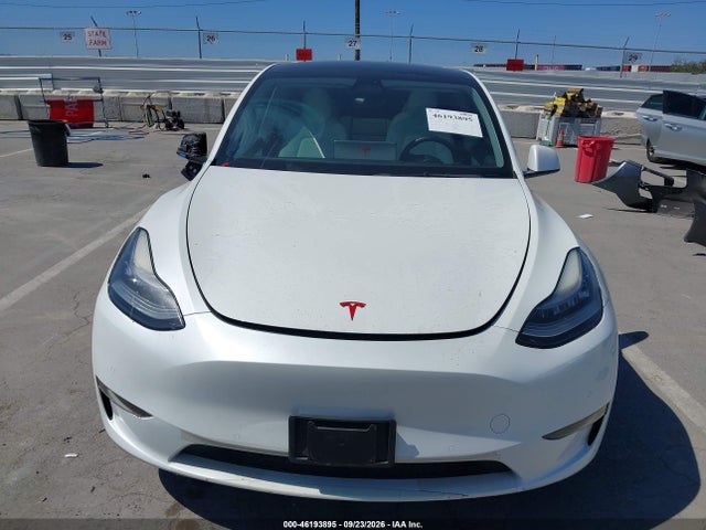 Продаж на аукціоні авто 2021 Tesla Model Y Standard Range, vin: 5YJYGDED3MF123395, номер лоту: 46193895