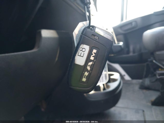 46193939 :رقم المزاد ، 3C6LRVVGXSE514316 vin ، 2025 Ram Promaster 2500 Tradesman Low Roof 136 Wb W/pass Seat مزاد بيع