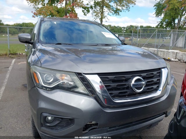 46193964 :رقم المزاد ، 5N1DR2MN1HC656030 vin ، 2017 Nissan Pathfinder Sv مزاد بيع