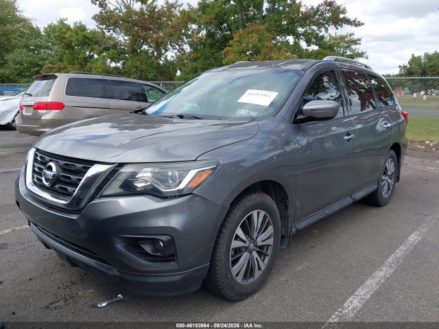 46193964 :رقم المزاد ، 5N1DR2MN1HC656030 vin ، 2017 Nissan Pathfinder Sv مزاد بيع