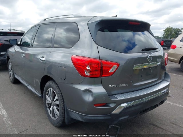 46193964 :رقم المزاد ، 5N1DR2MN1HC656030 vin ، 2017 Nissan Pathfinder Sv مزاد بيع
