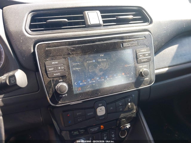 1N4AZ1CP4KC311088 Nissan LEAF SV