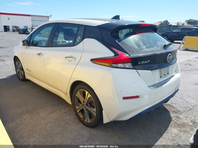 1N4AZ1CP4KC311088 Nissan LEAF SV
