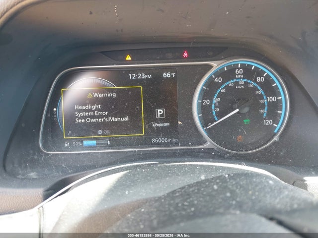 1N4AZ1CP4KC311088 Nissan LEAF SV