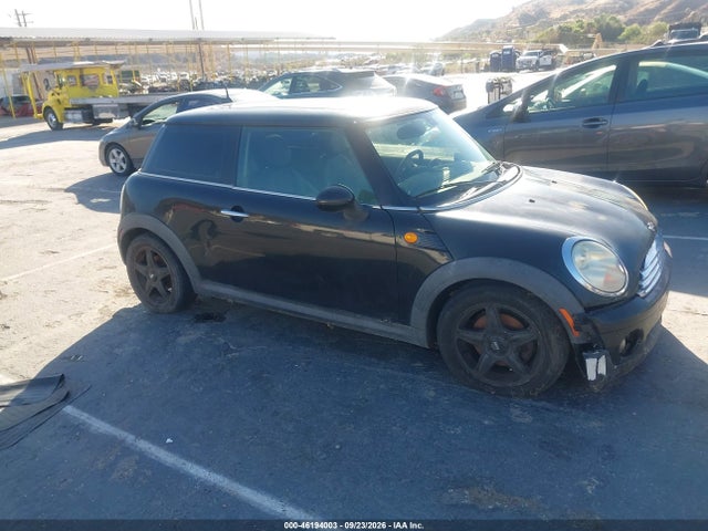 2009 Mini Cooper Hardtop მანქანა იყიდება აუქციონზე, vin: WMWMF33509TU72975, აუქციონის ნომერი: 46194003