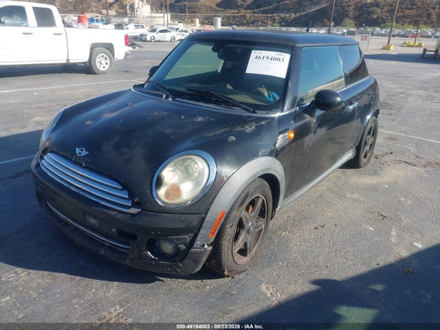 2009 Mini Cooper Hardtop მანქანა იყიდება აუქციონზე, vin: WMWMF33509TU72975, აუქციონის ნომერი: 46194003