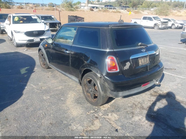 2009 Mini Cooper Hardtop მანქანა იყიდება აუქციონზე, vin: WMWMF33509TU72975, აუქციონის ნომერი: 46194003