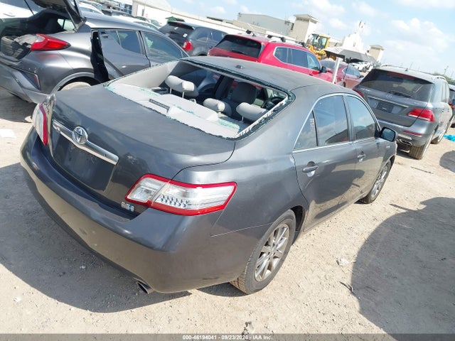 46194041 :رقم المزاد ، 4T1BB3EK3BU136208 vin ، 2011 Toyota Camry Hybrid مزاد بيع