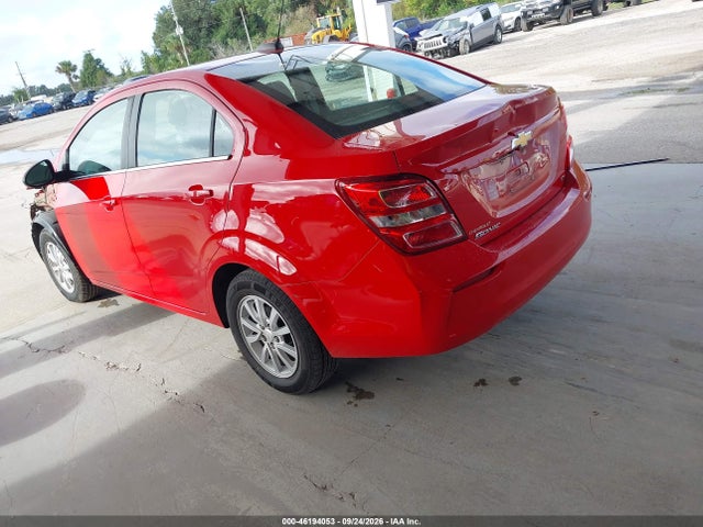 46194053 :رقم المزاد ، 1G1JD5SBXK4112118 vin ، 2019 Chevrolet Sonic Lt Auto مزاد بيع