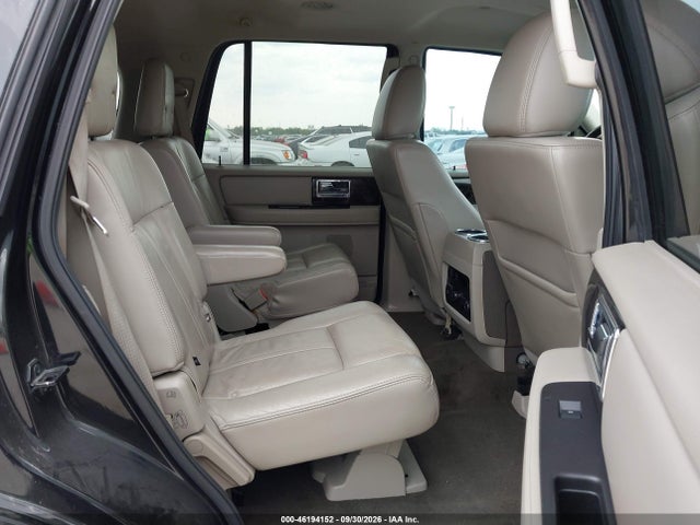 46194152 :رقم المزاد ، 5LMJJ2HT0FEJ09431 vin ، 2015 Lincoln Navigator مزاد بيع