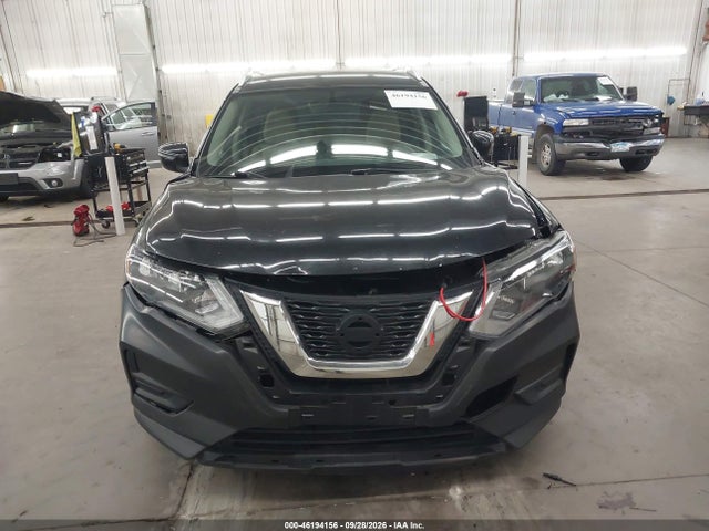 Продажа на аукционе авто 2017 Nissan Rogue Sv, vin: KNMAT2MV2HP592985, номер лота: 46194156