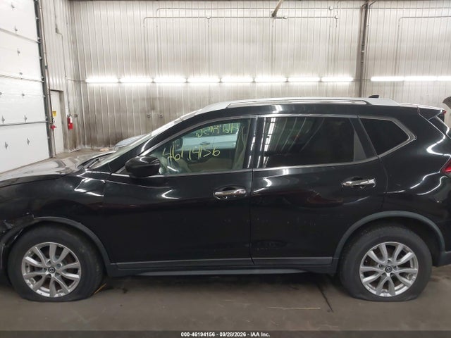 Продажа на аукционе авто 2017 Nissan Rogue Sv, vin: KNMAT2MV2HP592985, номер лота: 46194156