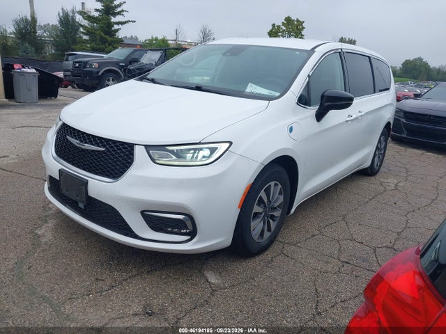 2024 Chrysler Pacifica Hybrid მანქანა იყიდება აუქციონზე, vin: 2C4RC1S79RR170861, აუქციონის ნომერი: 46194185