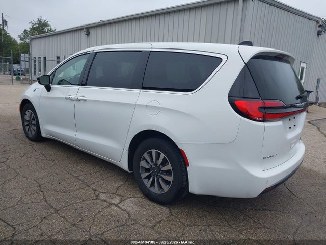 2024 Chrysler Pacifica Hybrid მანქანა იყიდება აუქციონზე, vin: 2C4RC1S79RR170861, აუქციონის ნომერი: 46194185
