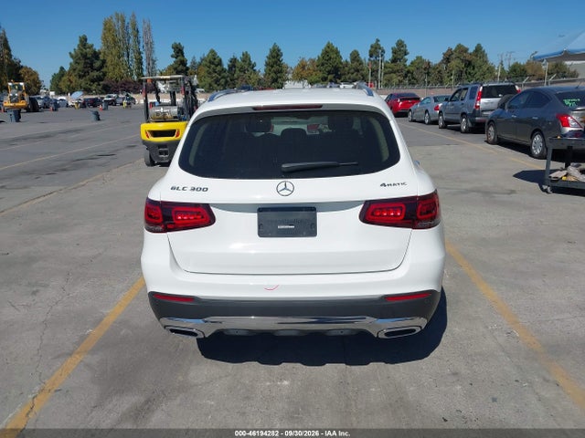 W1N0G8EB0NV360618 Mercedes-Benz Glc 300 4matic Suv