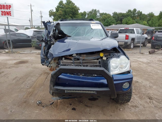 2005 Jeep Grand Cherokee Limited მანქანა იყიდება აუქციონზე, vin: 1J4HR58N25C602047, აუქციონის ნომერი: 46194300