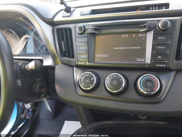 2017 Toyota Rav4 Le მანქანა იყიდება აუქციონზე, vin: JTMZFREV3HJ703273, აუქციონის ნომერი: 46194334