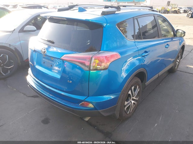 2017 Toyota Rav4 Le მანქანა იყიდება აუქციონზე, vin: JTMZFREV3HJ703273, აუქციონის ნომერი: 46194334