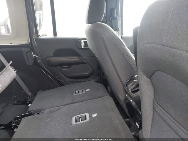 Продажа на аукционе авто 2025 Jeep Wrangler 4-door Sahara 4x4, vin: 1C4PJXEN2SW589285, номер лота: 46194338