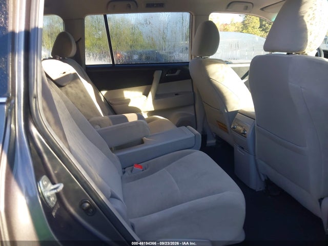 2012 Toyota Highlander Base V6 მანქანა იყიდება აუქციონზე, vin: 5TDBK3EH0CS113161, აუქციონის ნომერი: 46194366