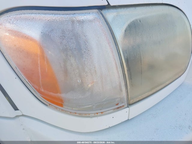 46194375 :رقم المزاد ، 5TDZT34A55S258201 vin ، 2005 Toyota Sequoia Sr5 V8 مزاد بيع