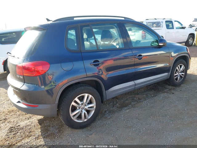 WVGAV7AXXFW599498 Volkswagen TIGUAN S