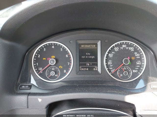 WVGAV7AXXFW599498 Volkswagen TIGUAN S