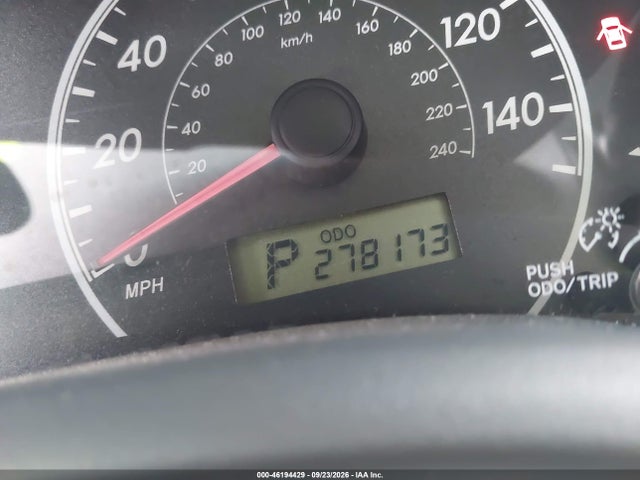 46194429 :رقم المزاد ، 2T1BU4EE2AC385285 vin ، 2010 Toyota Corolla Le مزاد بيع
