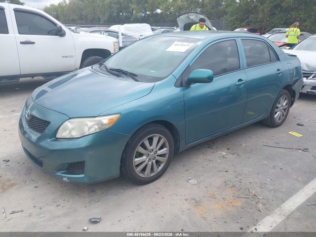 46194429 :رقم المزاد ، 2T1BU4EE2AC385285 vin ، 2010 Toyota Corolla Le مزاد بيع