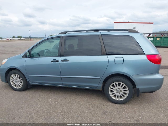 Продажа на аукционе авто 2007 Toyota Sienna Ce, vin: 5TDBK29C07S007386, номер лота: 46194461