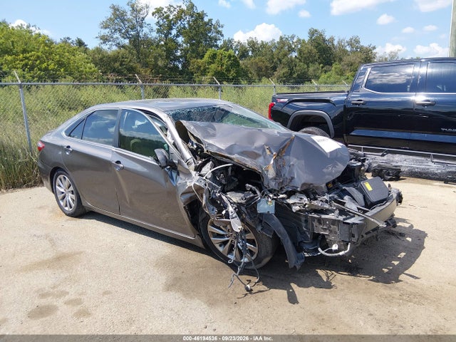 46194536 :رقم المزاد ، 4T1BF1FK5FU933296 vin ، 2015 Toyota Camry Xle مزاد بيع