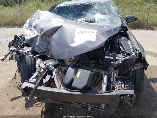 46194536 :رقم المزاد ، 4T1BF1FK5FU933296 vin ، 2015 Toyota Camry Xle مزاد بيع
