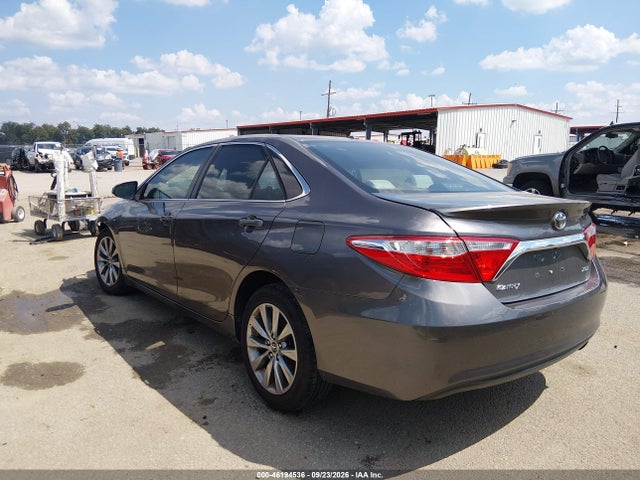46194536 :رقم المزاد ، 4T1BF1FK5FU933296 vin ، 2015 Toyota Camry Xle مزاد بيع