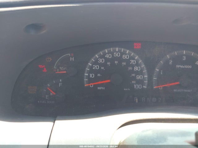 46194552 :رقم المزاد ، 1FMRU1567YLA89487 vin ، 2000 Ford Expedition Xlt مزاد بيع