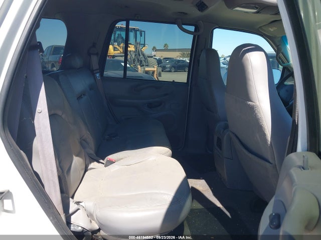 46194552 :رقم المزاد ، 1FMRU1567YLA89487 vin ، 2000 Ford Expedition Xlt مزاد بيع