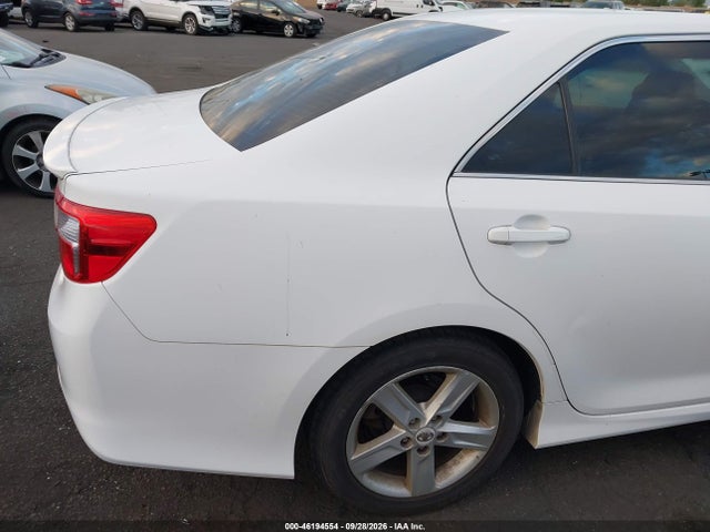 46194554 :رقم المزاد ، 4T1BF1FKXCU521631 vin ، 2012 Toyota Camry Se مزاد بيع