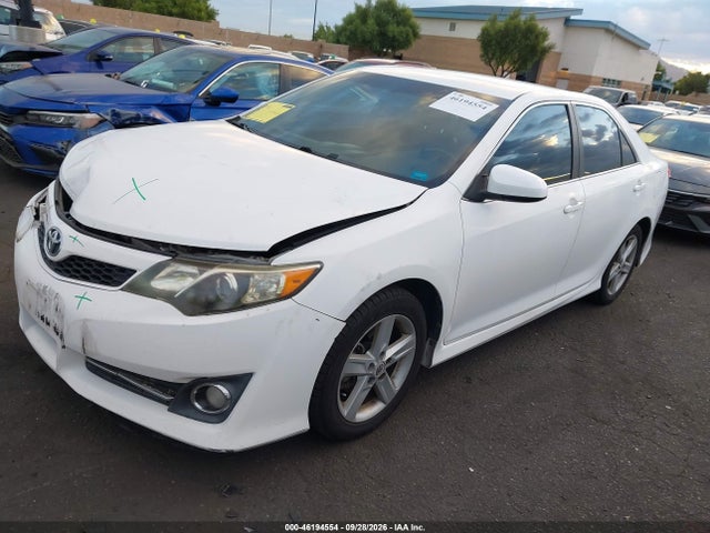 46194554 :رقم المزاد ، 4T1BF1FKXCU521631 vin ، 2012 Toyota Camry Se مزاد بيع