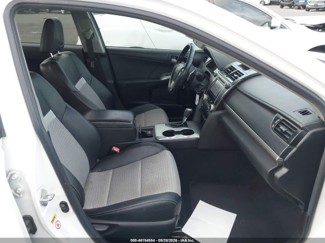 46194554 :رقم المزاد ، 4T1BF1FKXCU521631 vin ، 2012 Toyota Camry Se مزاد بيع