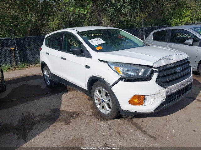 Продажа на аукционе авто 2017 Ford Escape S, vin: 1FMCU0F77HUC38420, номер лота: 46194604