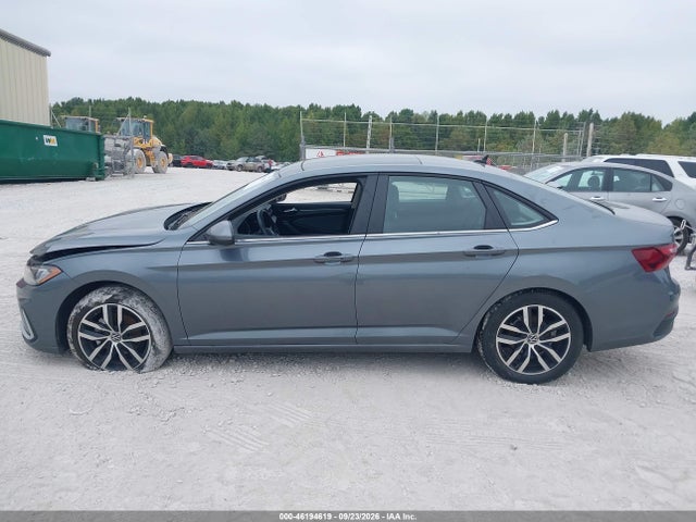 2025 Volkswagen Jetta 1.5t Se მანქანა იყიდება აუქციონზე, vin: 3VW7X7BU1SM037896, აუქციონის ნომერი: 46194619