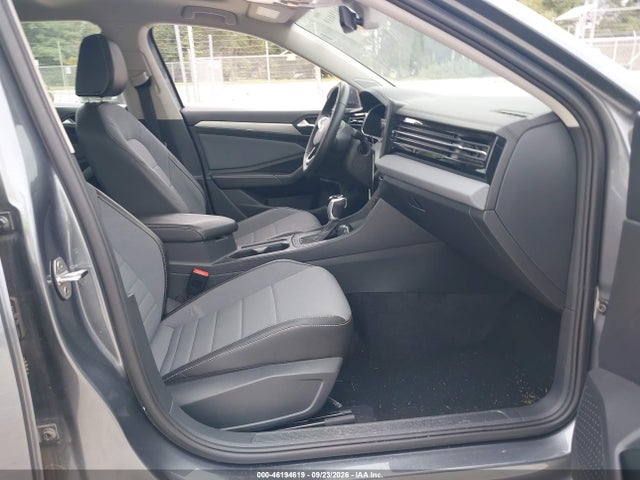 2025 Volkswagen Jetta 1.5t Se მანქანა იყიდება აუქციონზე, vin: 3VW7X7BU1SM037896, აუქციონის ნომერი: 46194619