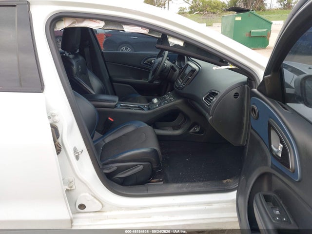 46194638 :رقم المزاد ، 1C3CCCBGXGN138680 vin ، 2016 Chrysler 200 S مزاد بيع